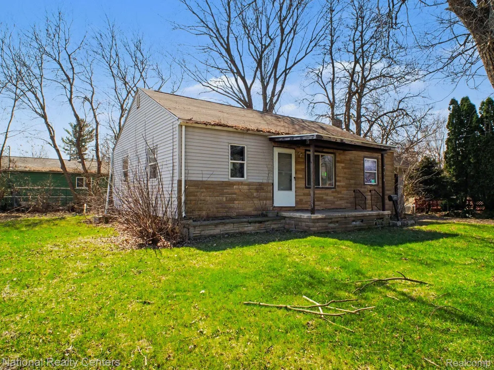 516 Roosevelt Avenue Mt Morris City, MI 48458