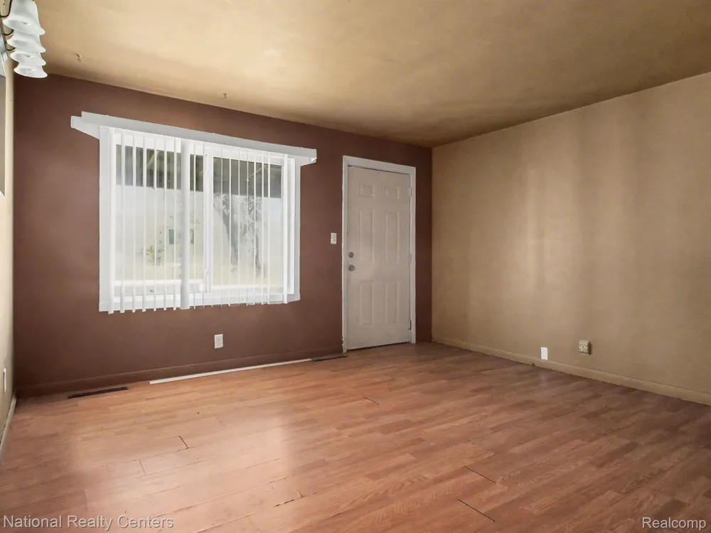 516 Roosevelt Avenue Mt Morris City, MI 48458