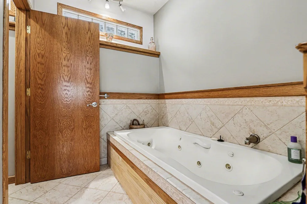 8362 E River Road Emmett Charter Township, MI 49014