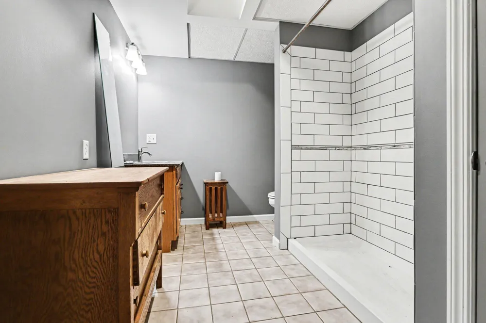 8362 E River Road Emmett Charter Township, MI 49014