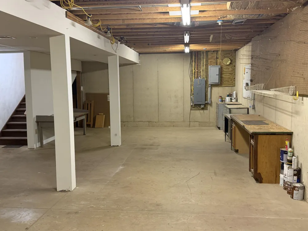 8362 E River Road Emmett Charter Township, MI 49014