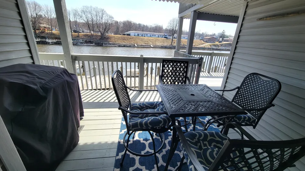 315 5th Avenue #19 Manistee City, MI 49660