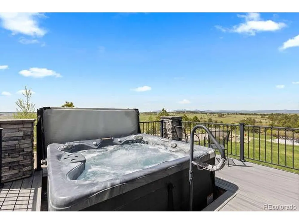 15295 E Cherry Creek Road Larkspur, CO 80118