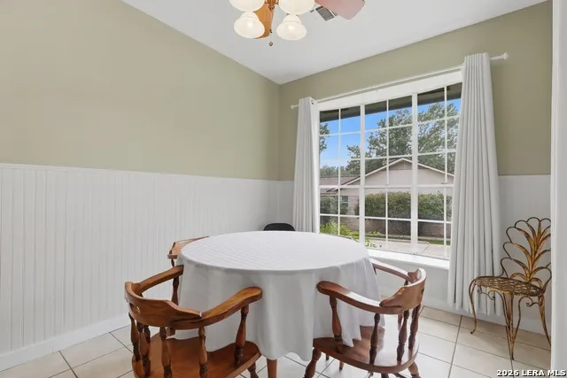 228 Sagecrest Hollywood Park, TX 78232