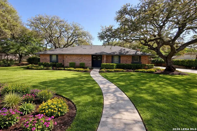 228 Sagecrest Hollywood Park, TX 78232