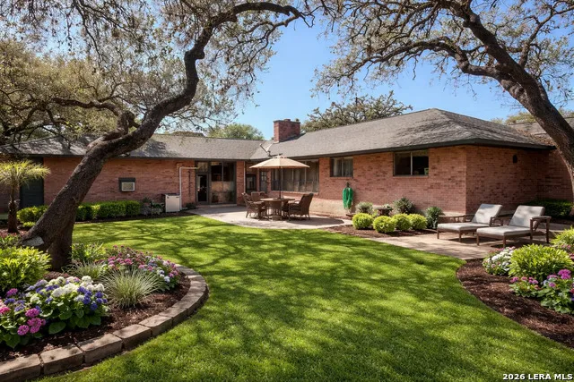 228 Sagecrest Hollywood Park, TX 78232