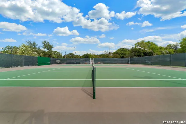 228 Sagecrest Hollywood Park, TX 78232
