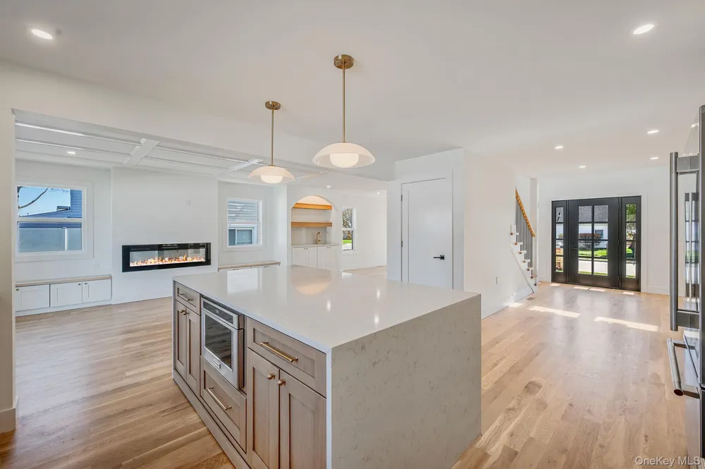 31 Libby Avenue Hicksville, NY 11801