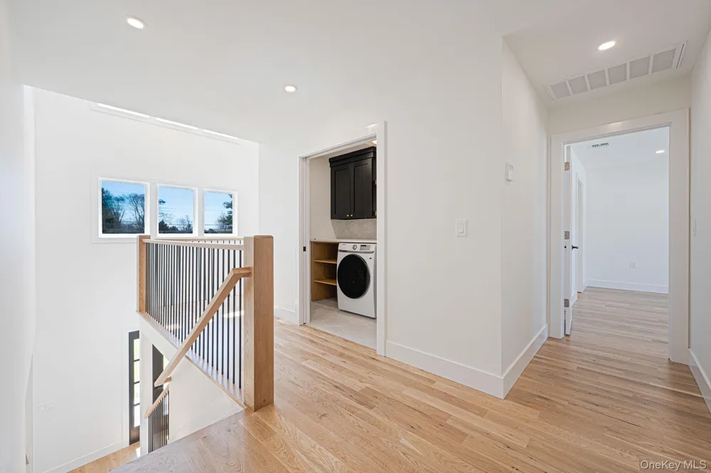 31 Libby Avenue Hicksville, NY 11801