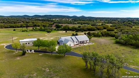 360 Bluff Creek Rd
