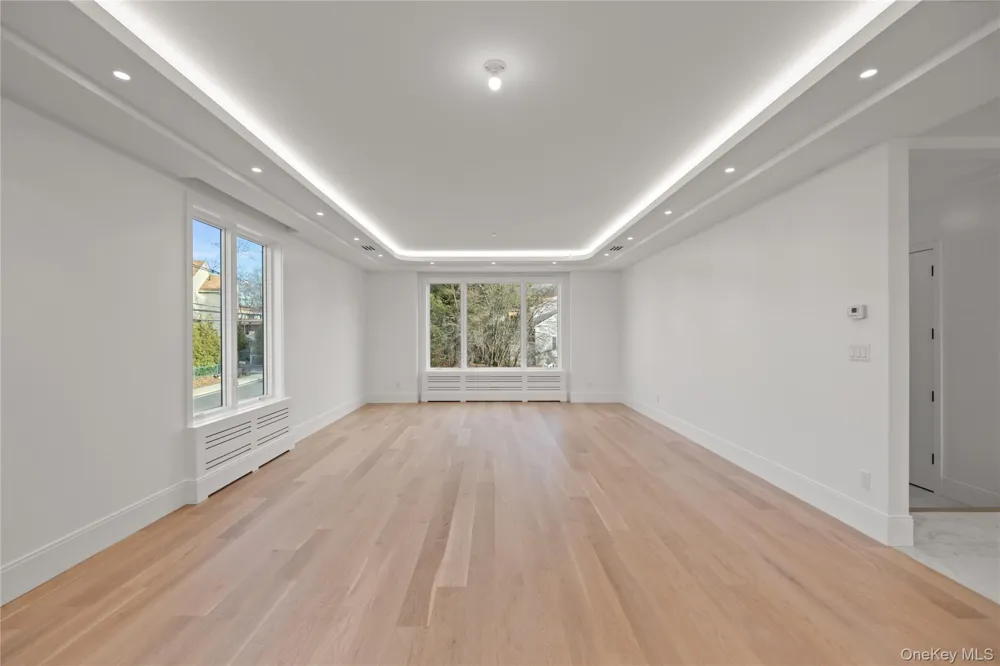 1 Dykstras Way W #201 Monsey, NY 10952