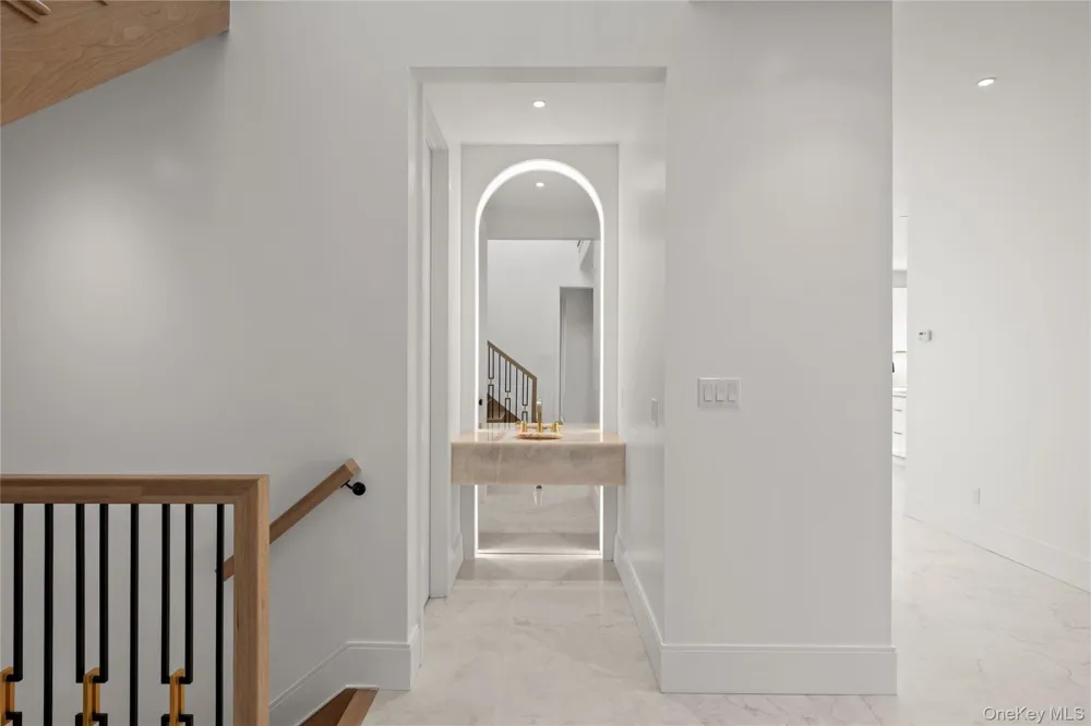 1 Dykstras Way W #201 Monsey, NY 10952