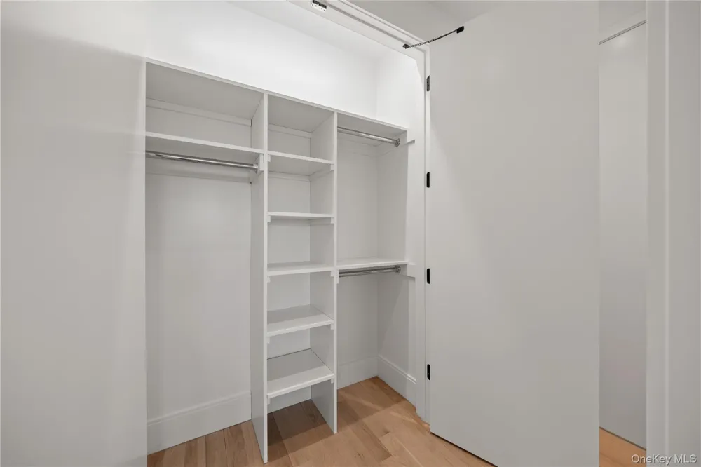 1 Dykstras Way W #201 Monsey, NY 10952