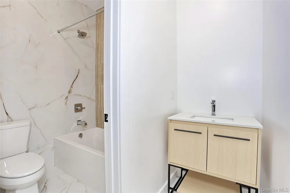 1 Dykstras Way W #201 Monsey, NY 10952
