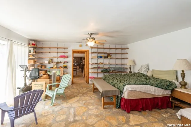 3655 North Seco Road Utopia, TX 78884