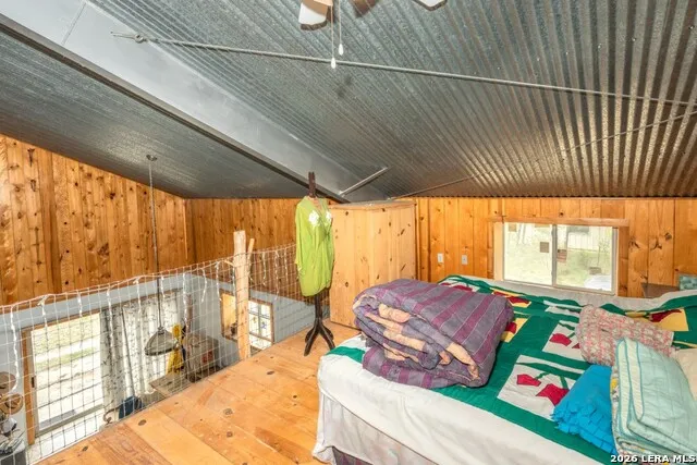 3655 North Seco Road Utopia, TX 78884