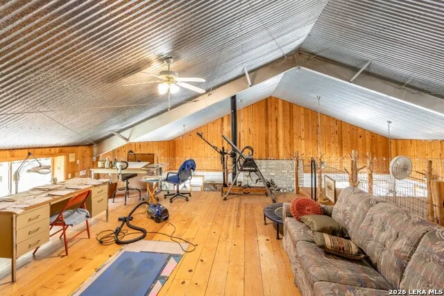 3655 North Seco Road Utopia, TX 78884