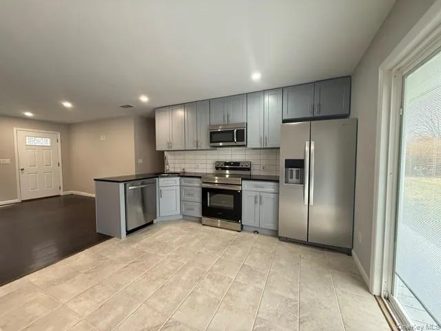 30 Melissa Road Kingston, NY 12401