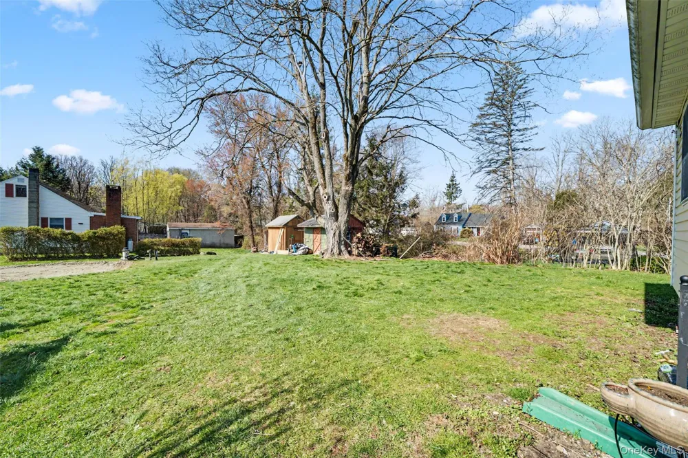 15 Forge Hill Road New Windsor, NY 12553
