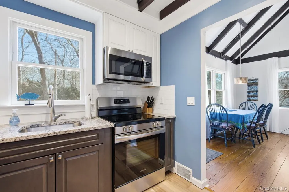 3 Foster Avenue Hampton Bays, NY 11946