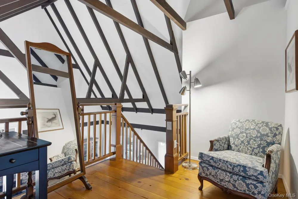 3 Foster Avenue Hampton Bays, NY 11946