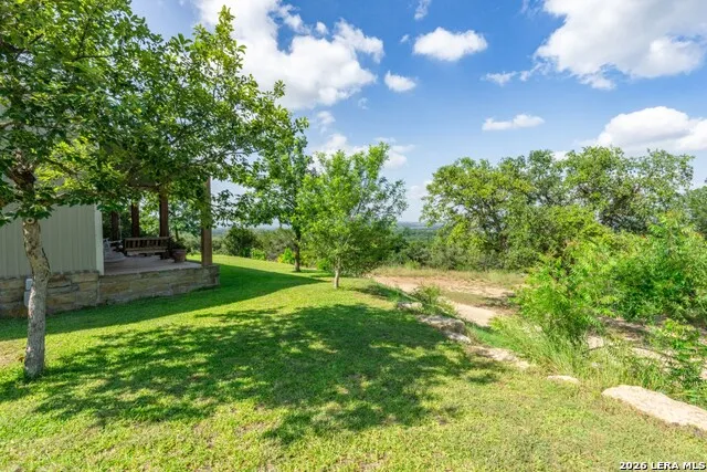 1079 County Road 357 Utopia, TX 78884