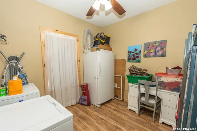 1079 County Road 357 Utopia, TX 78884