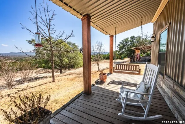 1079 County Road 357 Utopia, TX 78884
