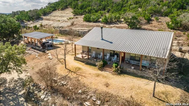 1079 County Road 357 Utopia, TX 78884