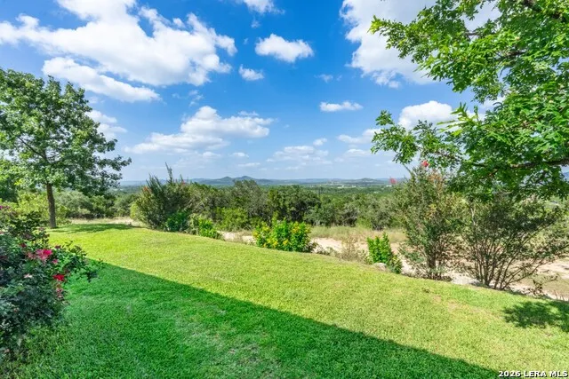1079 County Road 357 Utopia, TX 78884