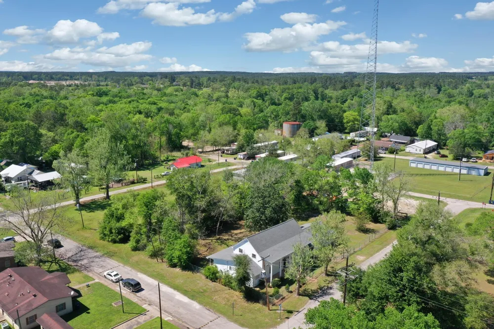 201 Magnolia Street Corrigan, TX 75939