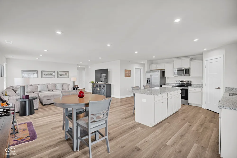959 Independence Drive Edinburgh, IN 46124