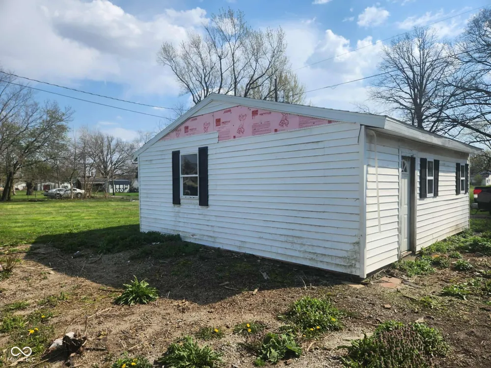 355 W Commerce Street Dunkirk, IN 47336
