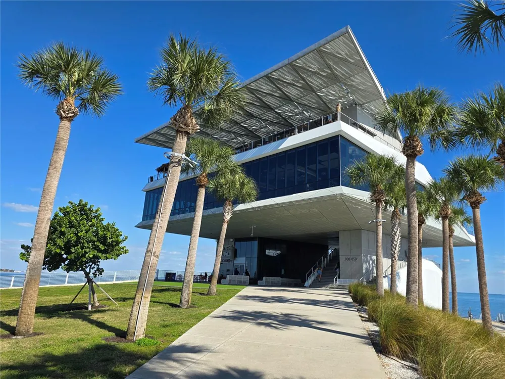 4468 57TH AVENUE St Petersburg, FL 33714