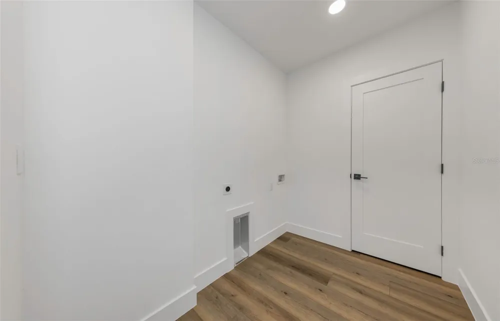 4468 57TH AVENUE St Petersburg, FL 33714