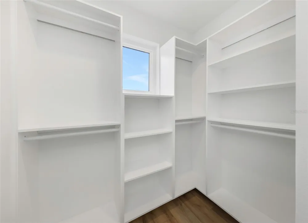 4468 57TH AVENUE St Petersburg, FL 33714