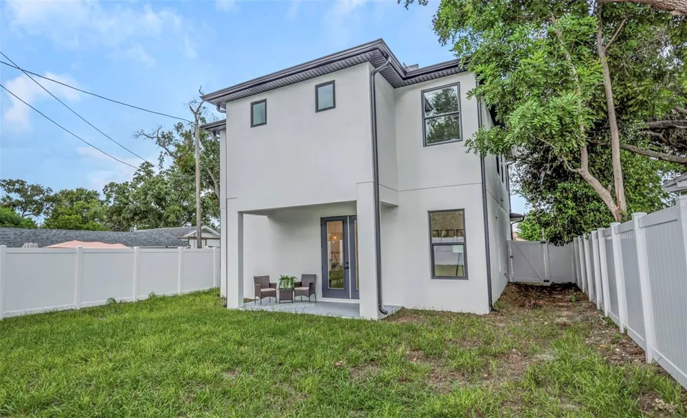 4468 57TH AVENUE St Petersburg, FL 33714