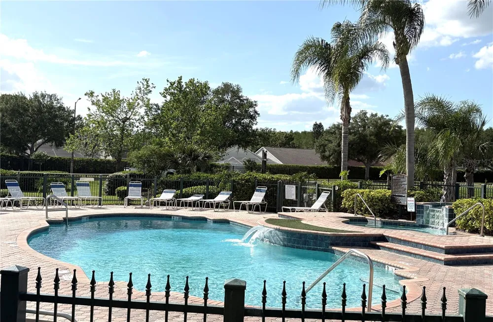 18107 PEREGRINES PERCH PLACE #6303 Lutz, FL 33558
