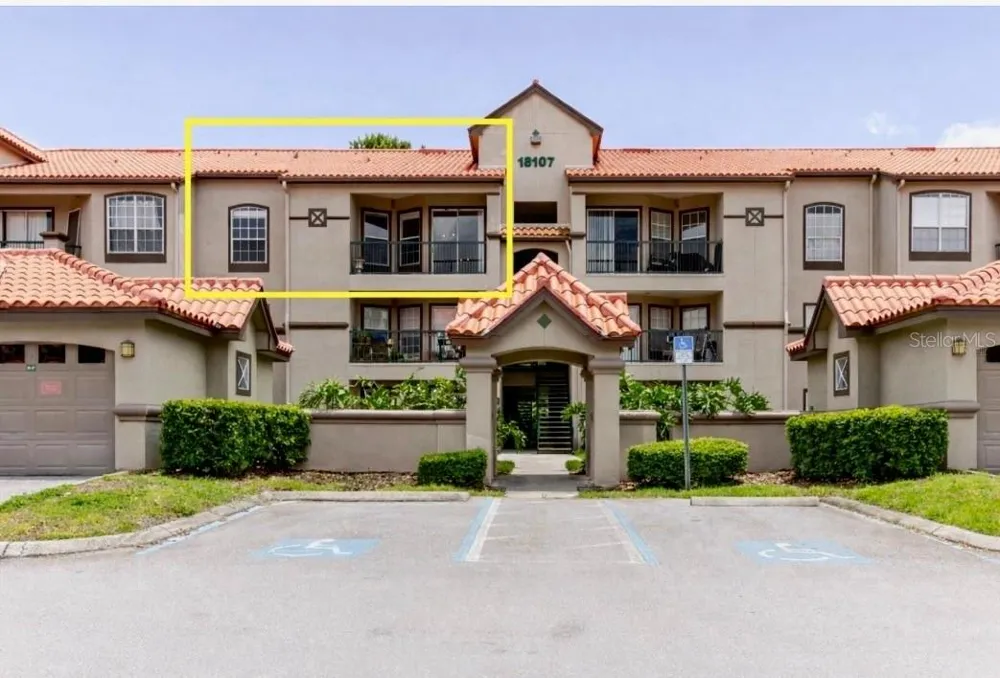 18107 PEREGRINES PERCH PLACE #6303 Lutz, FL 33558