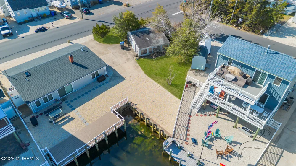 3 Linda Road Manahawkin, NJ 08050