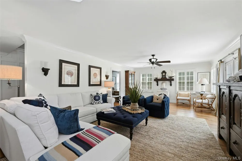 25 Lighthouse Road Southold, NY 11971