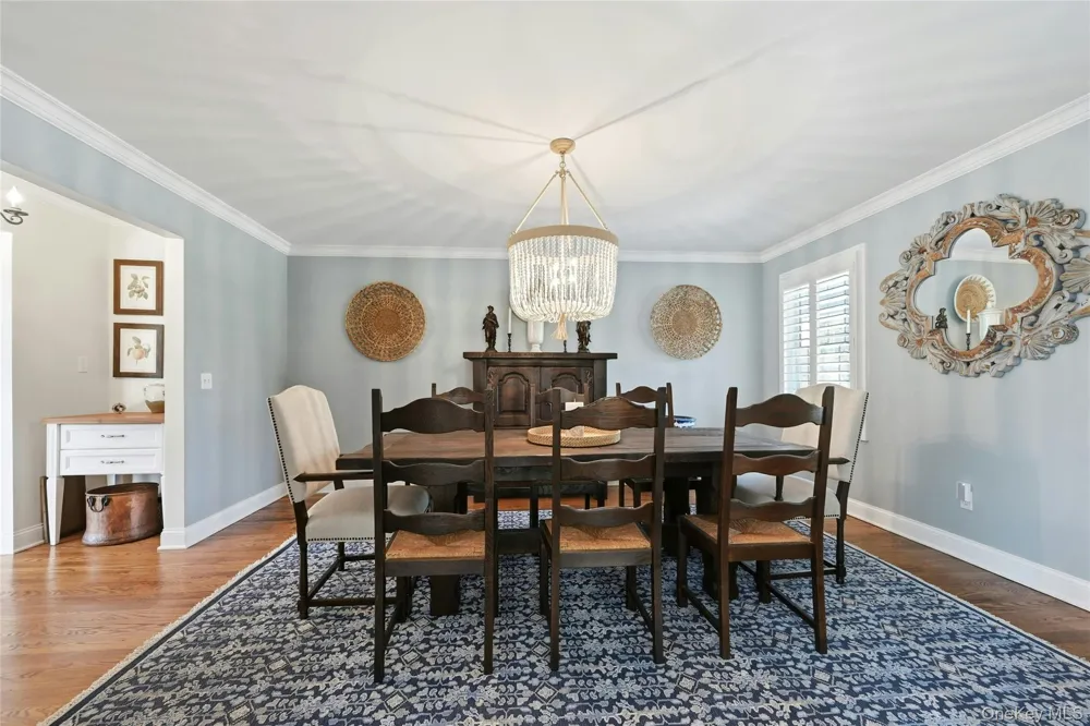 25 Lighthouse Road Southold, NY 11971