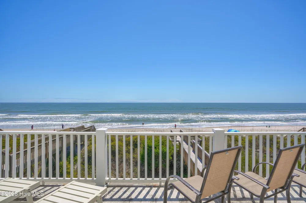 3976 Island Drive North Topsail Beach, NC 28460