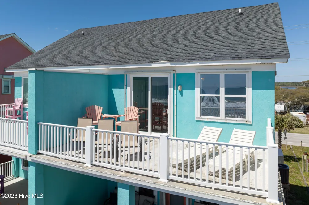 3976 Island Drive North Topsail Beach, NC 28460