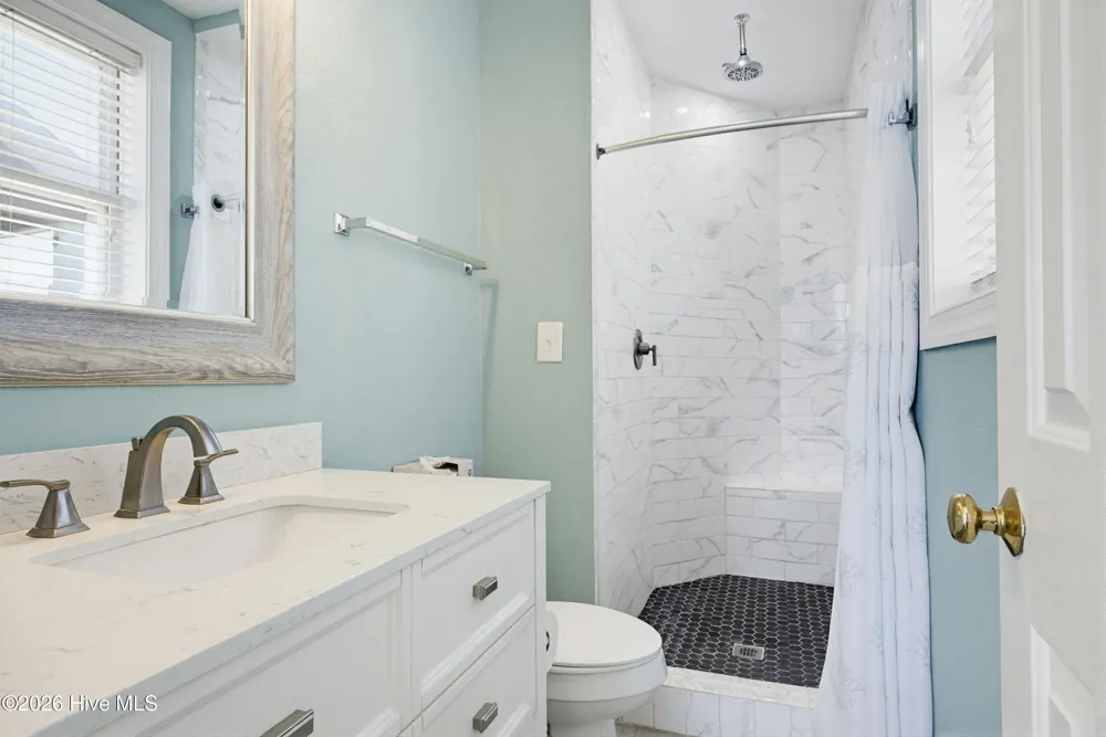 3976 Island Drive North Topsail Beach, NC 28460