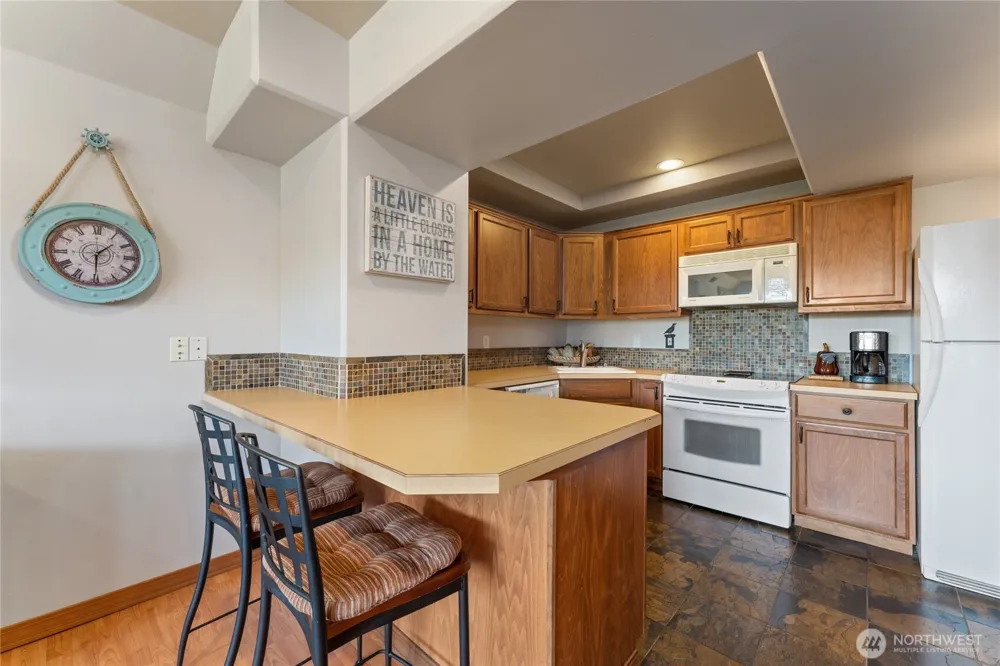 1995 Lakeshore Drive Manson, WA 98831