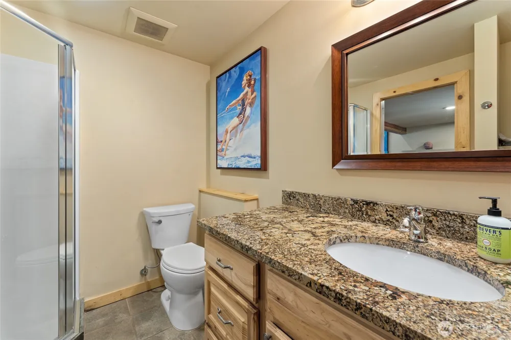 1995 Lakeshore Drive Manson, WA 98831