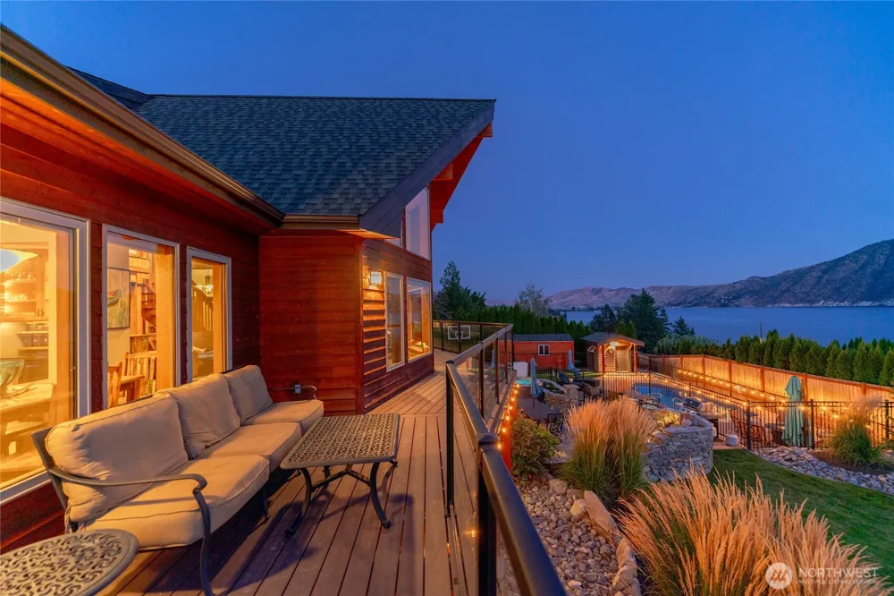 1995 Lakeshore Drive Manson, WA 98831