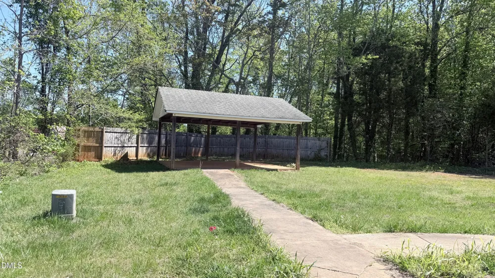 1706 Wind Sound Way Siler City, NC 27344