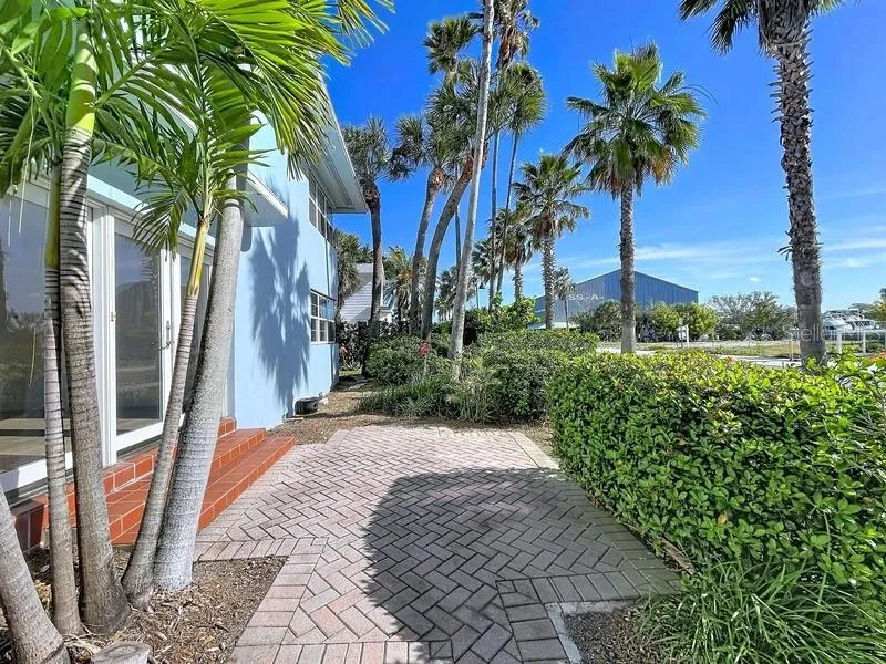 1800 PASS-A-GRILLE WAY #2 St Pete Beach, FL 33706